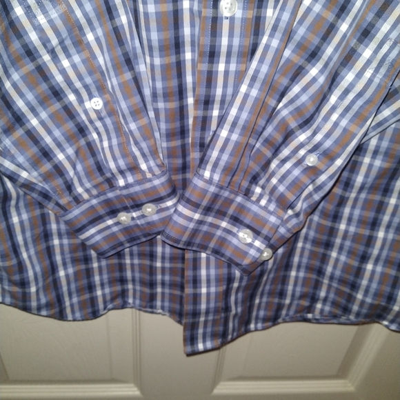 Duluth Trading Wrinkle Fighter Plaid Long Sleeve Button Down Shirt Men's Medium. - Picture 4 of 5